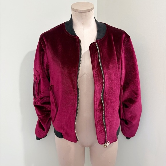 ASO Hailey Bieber Sandro Paris Ventura Velvet Bomber Jacket Size Small Cranberry - Picture 1 of 16